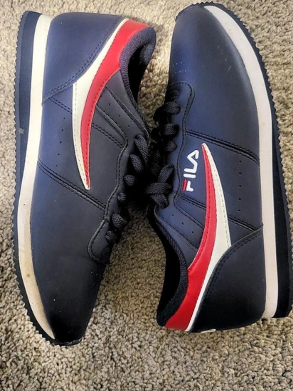 Fila Women's Blue & Red Sneakers